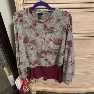 Women plus floral crop top